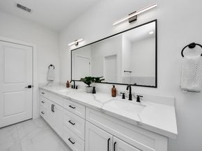 4804 Elysian Street A, Houston TX 77009