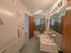 322 Ravenhead Drive, Houston TX 77034