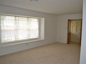 322 Ravenhead Drive, Houston TX 77034