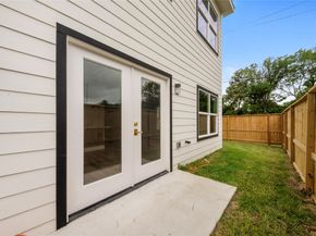 7117 Springdale Street B, Houston TX 77028