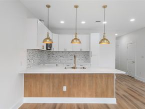 7117 Springdale Street B, Houston TX 77028