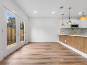 7117 Springdale Street B, Houston TX 77028
