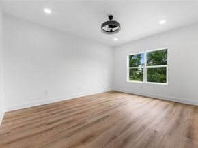7117 Springdale Street B, Houston TX 77028