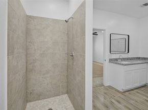 9932 Fillmore Street, Houston TX 77029