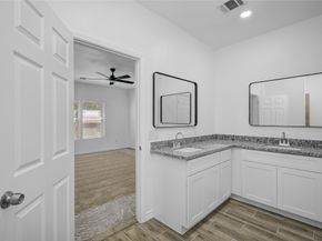 9932 Fillmore Street, Houston TX 77029