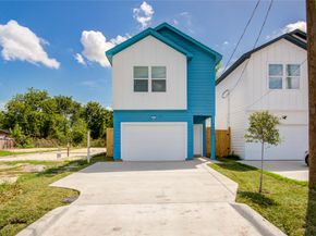 9932 Fillmore Street, Houston TX 77029