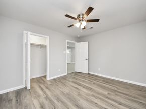 5823 Southgood Street, Houston TX 77033