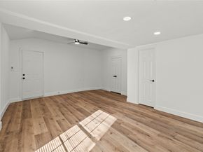 2513 Melbourne Street, Houston TX 77026