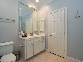 3226 Pemberton Circle Drive, Houston TX 77025