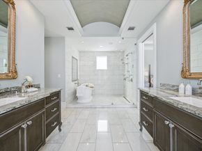 2222 Oxford Street, Houston TX 77008