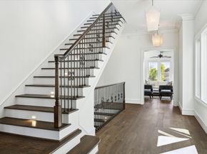 2222 Oxford Street, Houston TX 77008