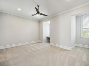 2222 Oxford Street, Houston TX 77008