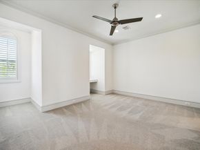 2222 Oxford Street, Houston TX 77008