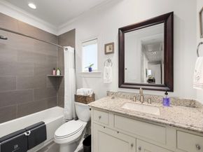 11 Robita Street, Houston TX 77019