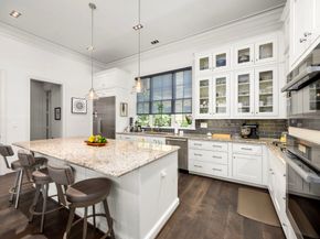 11 Robita Street, Houston TX 77019