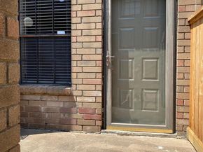 9850 Pagewood Lane 405, Houston TX 77042