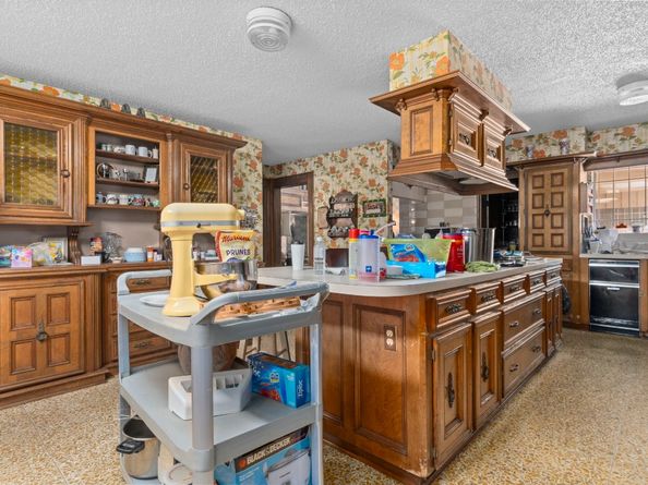 11318 Wallisville Road, Houston TX 77013