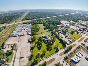 11318 Wallisville Road, Houston TX 77013