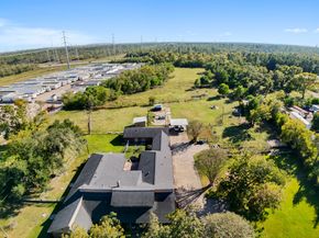 11318 Wallisville Road, Houston TX 77013