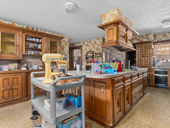 11318 Wallisville Road, Houston TX 77013