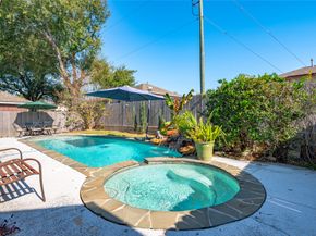 8530 Stone Village Lane, Houston TX 77040