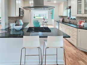 6518 Kury Lane, Houston TX 77008