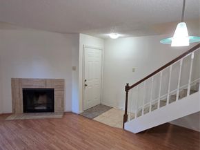 2120 El Paseo Street 2106, Houston TX 77054