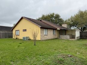 10503 SWAN GLEN Drive, Houston TX 77099