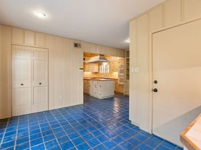 1907 Bellmeade Street, Houston TX 77019