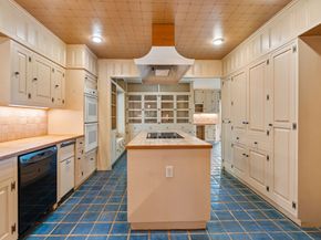 1907 Bellmeade Street, Houston TX 77019