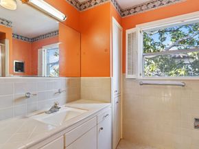 1907 Bellmeade Street, Houston TX 77019