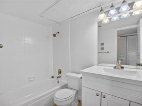 8527 Hearth Drive 32, Houston TX 77054