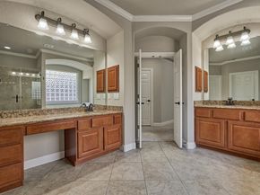 34 Pawprint Place, The Woodlands TX 77382