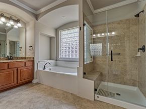 34 Pawprint Place, The Woodlands TX 77382