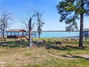 14422 Lakeside Terrace Drive, Houston TX 77044
