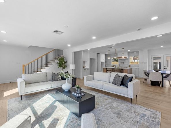 3209 Binz Street, Houston TX 77004