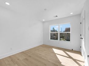 3209 Binz Street, Houston TX 77004