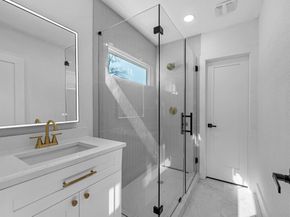 3209 Binz Street, Houston TX 77004