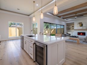 6534 Westview Drive, Houston TX 77055