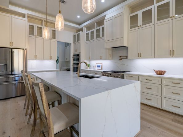 6534 Westview Drive, Houston TX 77055