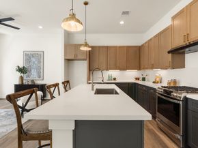 1142 W 16th Street, Houston TX 77008