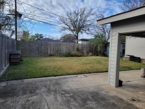 7326 Thurow Street, Houston TX 77087