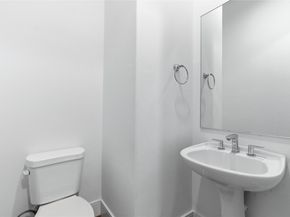 2412 Canal Street L, Houston TX 77003