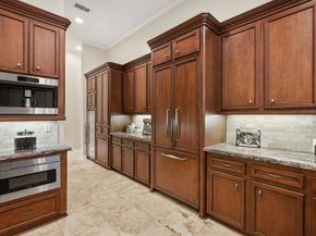 55 Benton Woods Circle, The Woodlands TX 77382