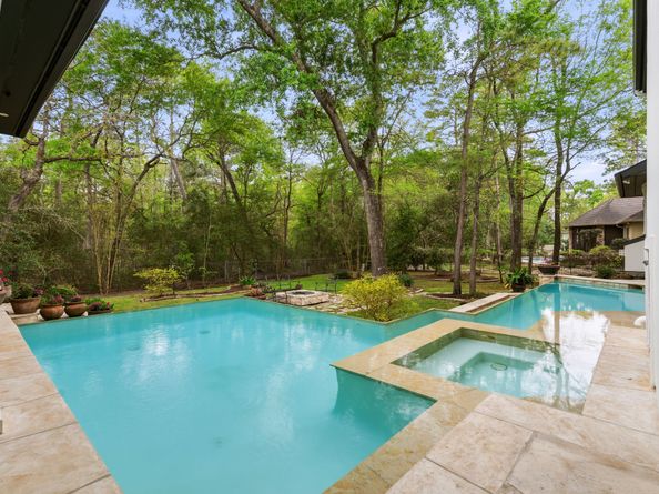 55 Benton Woods Circle, The Woodlands TX 77382