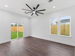 4125 Clover St A/B, Houston TX 77051