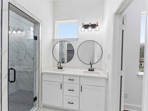 4125 Clover St A/B, Houston TX 77051