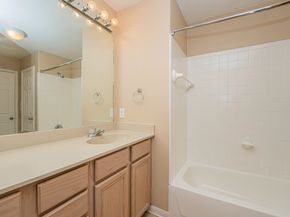 2212 Naomi Street, Houston TX 77054