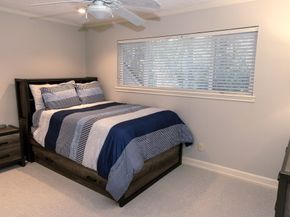 9 Kings Creek Drive, Houston TX 77339