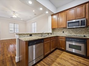 58 Briar Hollow Lane 203, Houston TX 77027